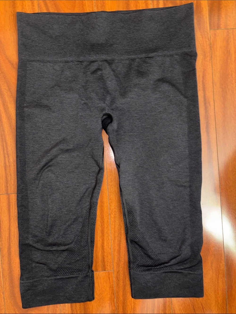 lululemon athletica Size 10 Cropped Leggings